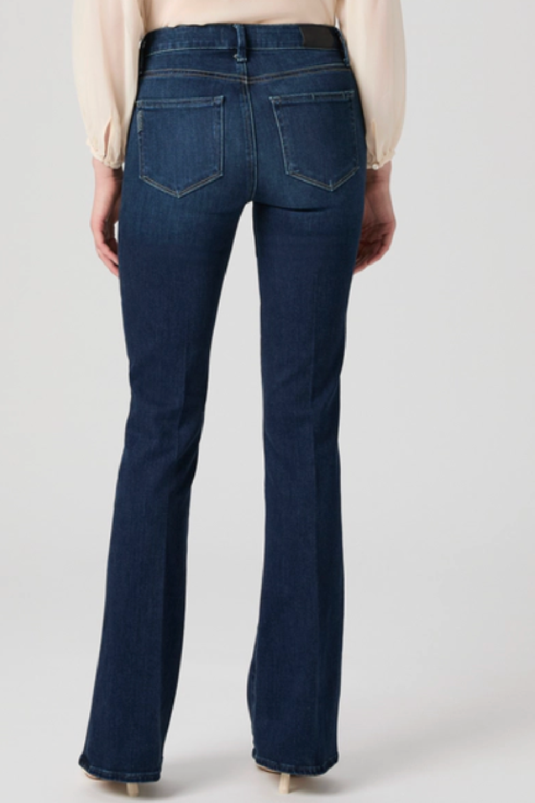 Laurel Canyon 32" Berlin