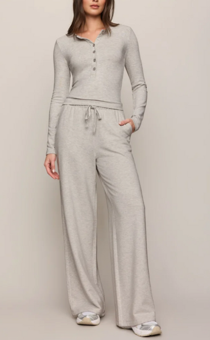 In Flow Henley