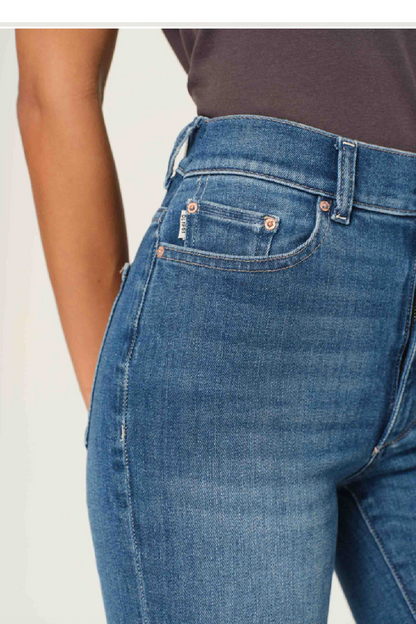 Halle Straight Jeans
